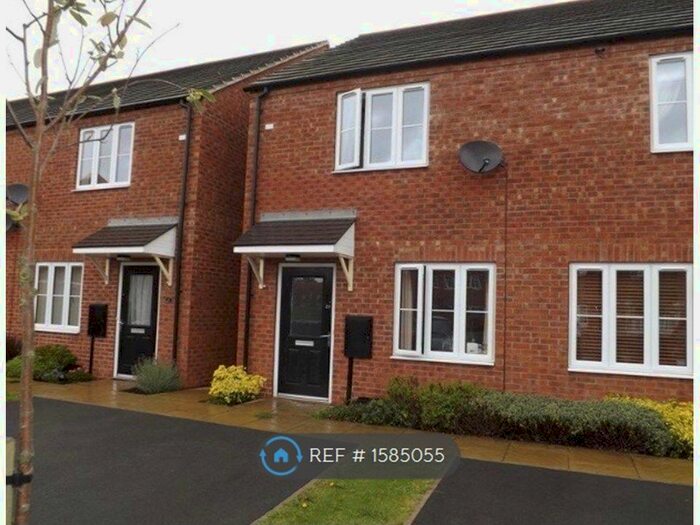 2 Bedroom Semi-Detached House To Rent In Moorhen Close, Market Rasen, LN8