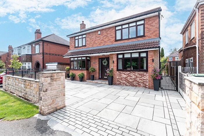 4 Bedroom Detached House For Sale In Highfield Road, Pontefract, WF8