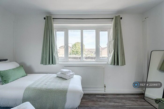 1 Bedroom Flat To Rent In Westbury Road, Barking, IG11