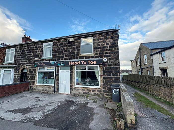 2 Bedroom Flat To Rent In North Wingfield Road, Grassmoor, Chesterfield, S42