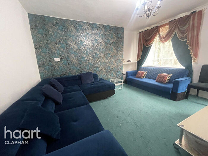 4 Bedroom Apartment To Rent In Weir Road, London, SW12