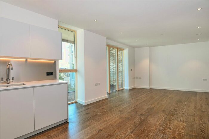 2 Bedroom Flat To Rent In Birchside Apartments, Queens Park Place, Albert Road, London, NW6