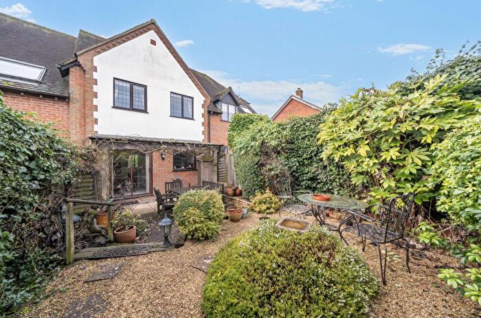 3 Bedroom Terraced House For Sale In Walnut Close, Long Crendon, HP18