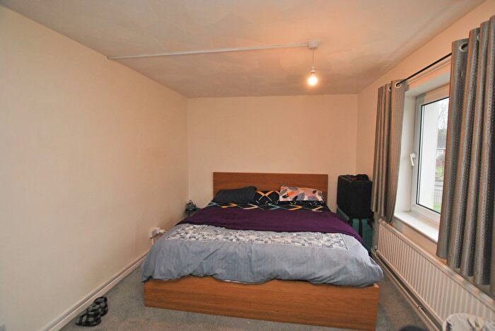 2 Bedroom Flat For Sale In Grinshill Flats, Severn Drive, Wellington, Telford, TF1