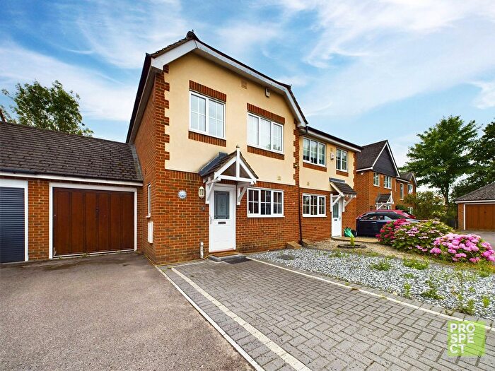 3 Bedroom Semi-Detached House To Rent In Green Lane, Winnersh, Wokingham, Berkshire, RG41