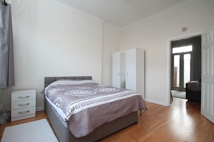 1 Bedroom Flat To Rent In Croydon Road, Beckenham, BR3