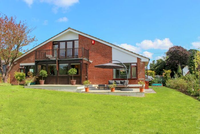 4 Bedroom Detached House To Rent In Gilbert Street, Ropley, Alresford, SO24