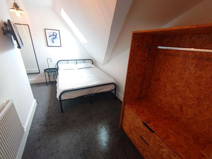 5 Bedroom Flat To Rent In Flat, Boaler Street, Liverpool, L6