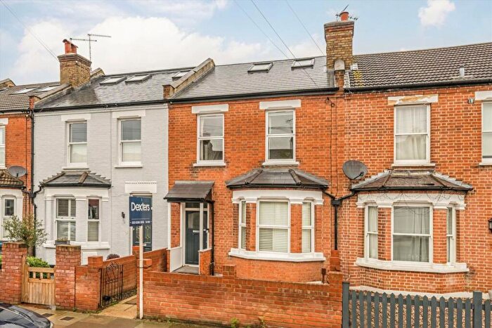 3 Bedroom Terraced House For Sale In Thornhill Road, Surbiton, KT6