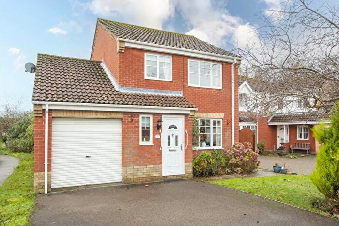 3 Bedroom Detached House For Sale In Sharpe Way, Ormesby St Margaret, NR29