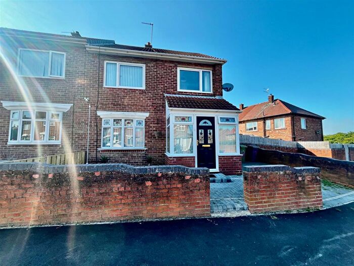 3 Bedroom Property To Rent In Usk Avenue, Jarrow, NE32