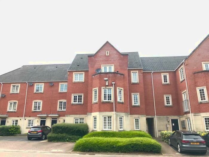 2 Bedroom Apartment To Rent In Columbus Avenue, Brierley Hill, DY5