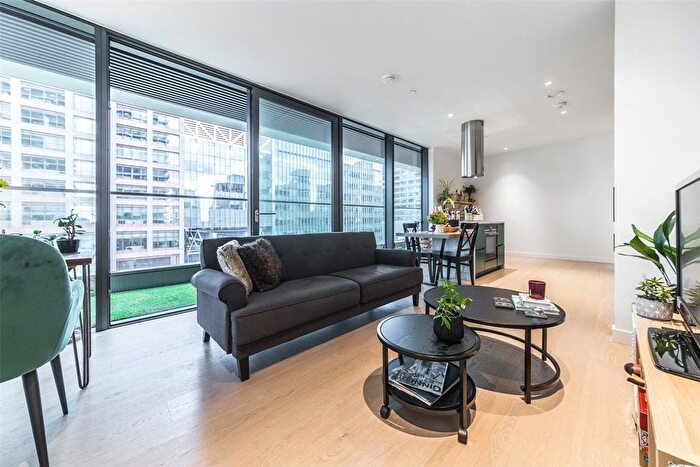 1 Bedroom Flat To Rent In Wards Place, Canary Wharf, E14