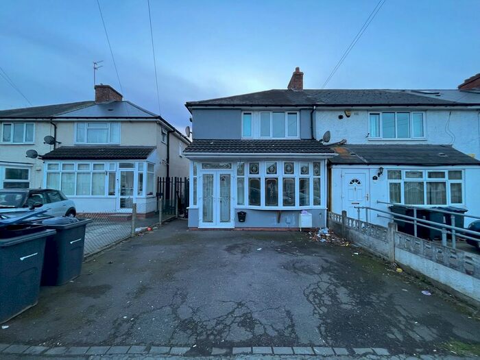 3 Bedroom Terraced House To Rent In Eastfield Road, Birmingham, B8