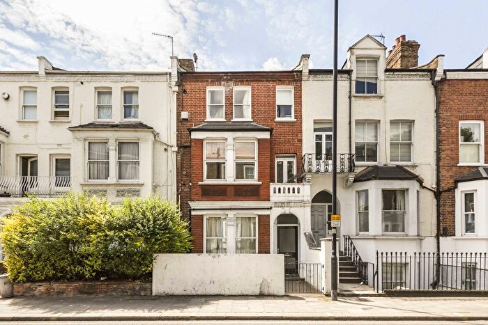 1 Bedroom Flat To Rent In Harwood Road, Fulham, SW6