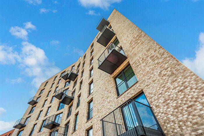 3 Bedroom Apartment For Sale In The Furlong, Home X (New Homes), Brighton, East Sussex, BN2