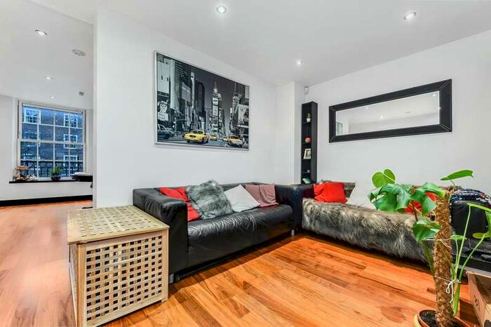 2 Bedroom Flat To Rent In Union Grove, London SW8