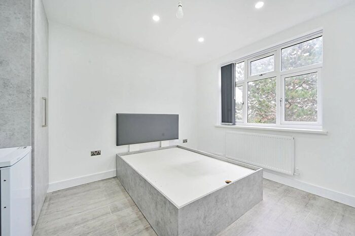 1 Bedroom Studio To Rent In High Street, West Drayton, UB7