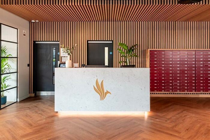 2 Bedroom Flat For Sale In Phoenix, Saxton Lane, Leeds, LS9