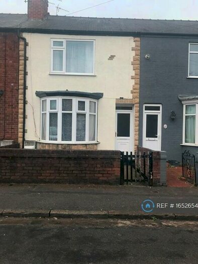 2 Bedroom Terraced House To Rent In Washington Grove, Doncaster, DN5