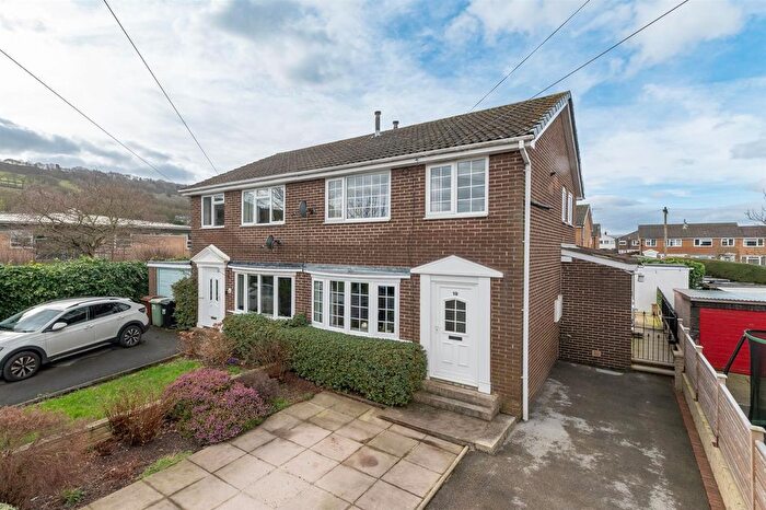 3 Bedroom Semi Detached House For Sale In Kings Close, Otley, LS21