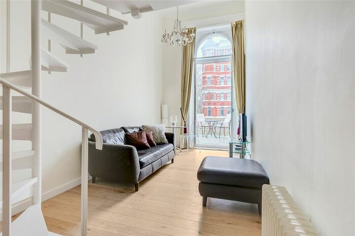 1 Bedroom Flat To Rent In Queens Gate, South Kensington, SW7
