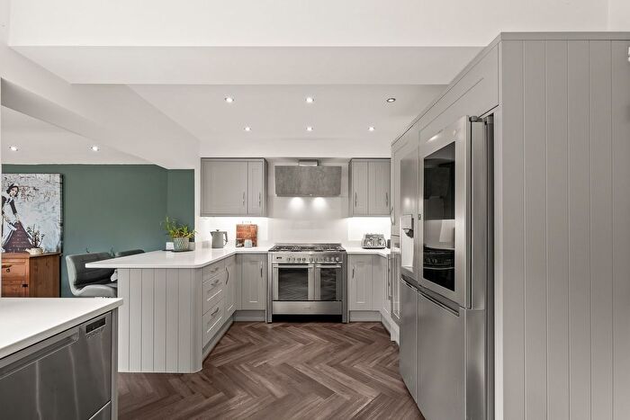 4 Bedroom Detached House For Sale In Quarry Lane, North Anston, S25