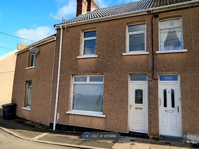 3 Bedroom Terraced House To Rent In Lewis Street, Crumlin, Newport, NP11