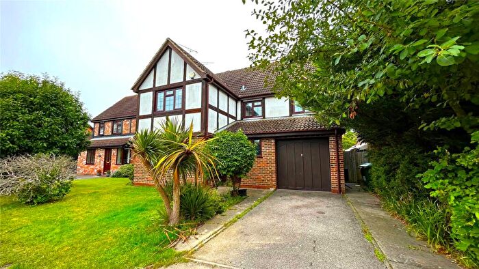 4 Bedroom Detached House To Rent In Reynolds Green, College Town, Sandhurst, Berkshire, GU47