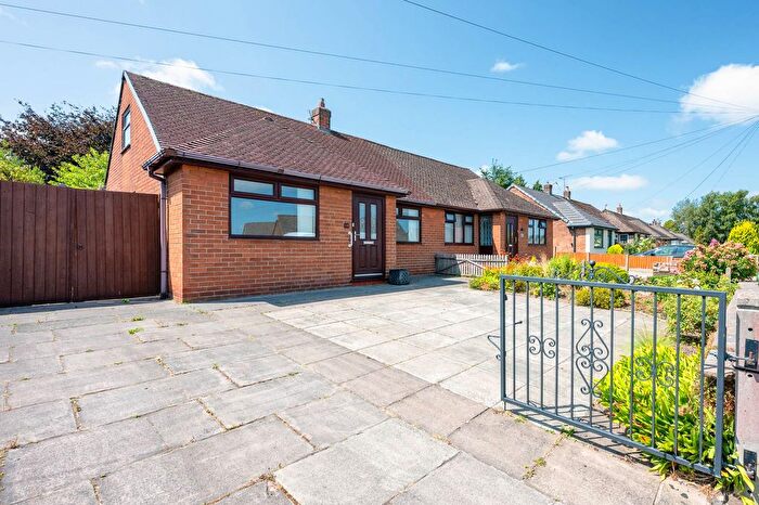 2 Bedroom Semi-Detached Bungalow For Sale In Langdale Drive, Burscough, L40