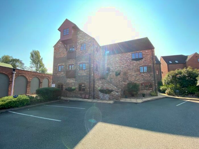 2 Bedroom Flat To Rent In The Mill, Granary Place, Kingsbury, Tamworth, B78