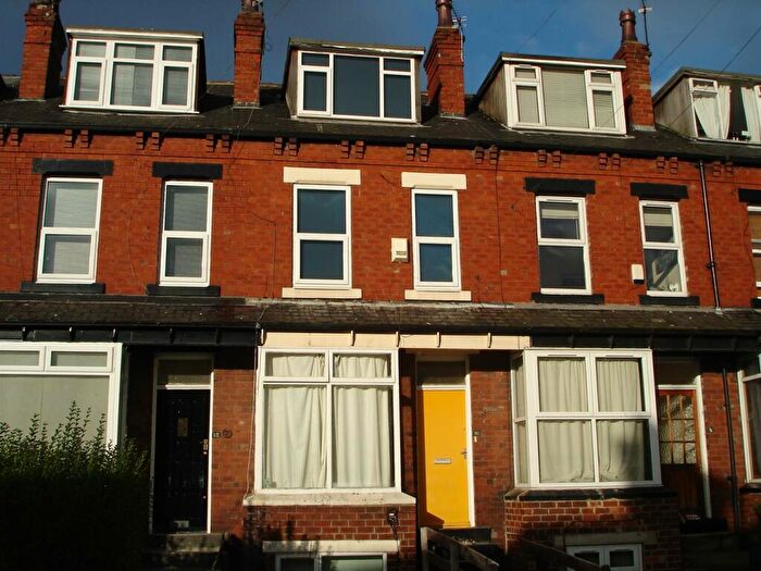 3 Bedroom House To Rent In Newport View, Leeds, LS6