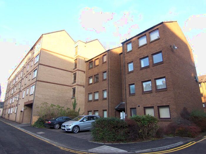 1 Bedroom Flat To Rent In Cowan's Close, Edinburgh, EH8