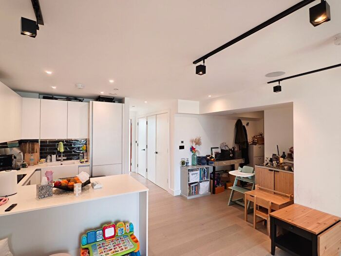 1 Bedroom Flat To Rent In New Tannery Way, London, SE1