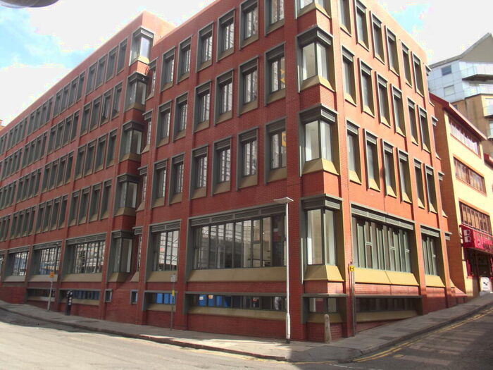 1 Bedroom Flat To Rent In Garrard House, Reading, RG1