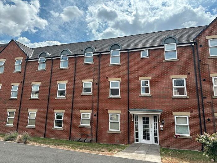 1 Bedroom Flat To Rent In Cloatley Crescent, Royal Wootton Bassett, SN4