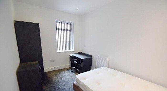 6 Bedroom Flat To Rent In Boughey Road, ST4