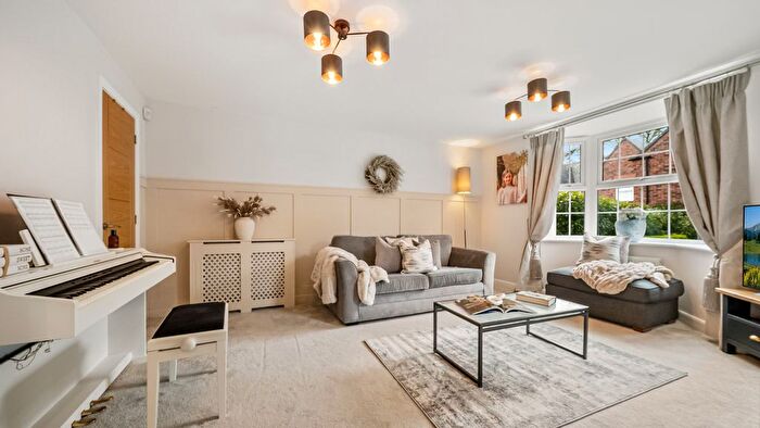 4 Bedroom Detached House For Sale In Colstone Close, Wilmslow, SK9