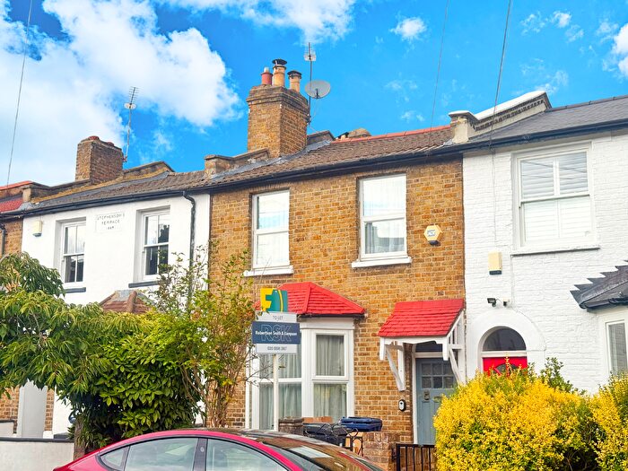 3 Bedroom Terraced House To Rent In Shakespeare Road, Acton, W3