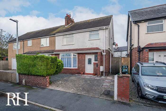 3 Bedroom Semi-Detached House To Rent In Penrhos Avenue, Llandudno Junction, Conwy, LL31