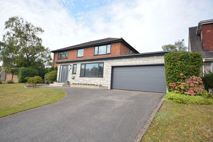 4 Bedroom Detached House For Sale In Merriefield Avenue, Broadstone, Dorset, BH18