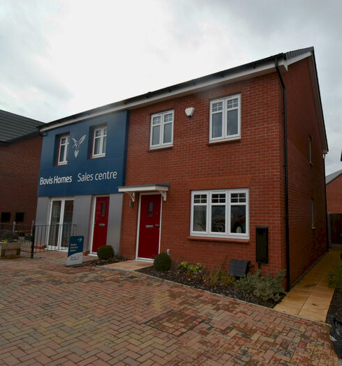 2 Bedroom Semi-Detached House To Rent In The Dovecote, Warwick, CV34