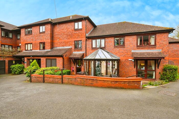2 Bedroom Retirement Property To Rent In The Ridgeway, Codicote, Hitchin, SG4