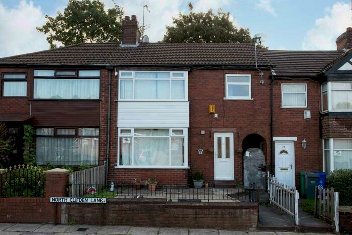 3 Bedroom Semi-Detached House To Rent In North Clifden Lane, Salford, M7