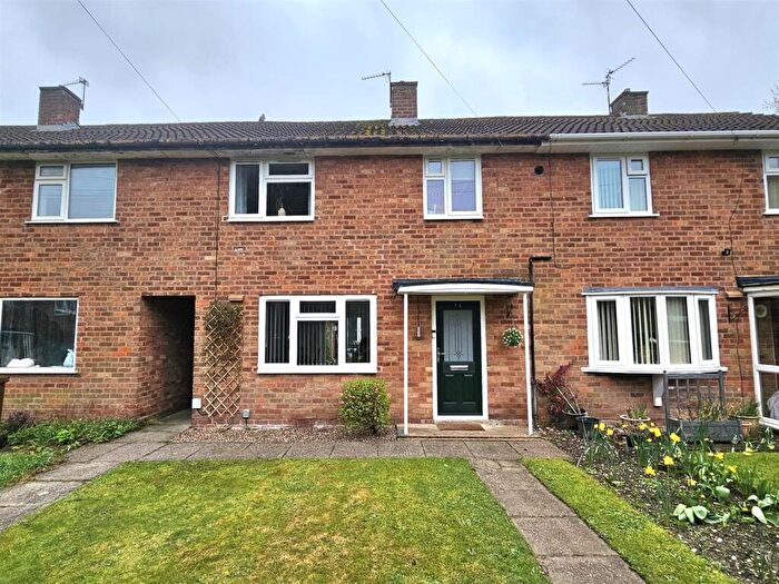 3 Bedroom Terraced House For Sale In Arlescote Road, Solihull, B92