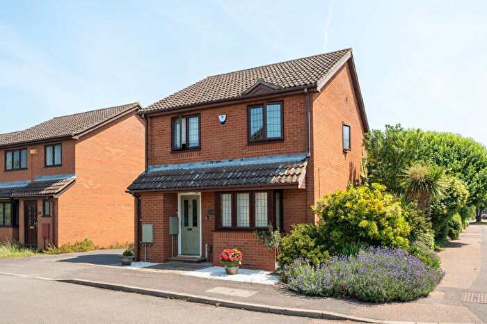 4 Bedroom Detached House For Sale In The Rowans, Milton, CB24