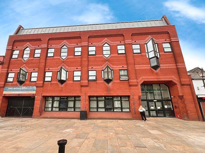 1 Bedroom Apartment For Sale In Stonecross House, Churchgate, Bolton, BL1