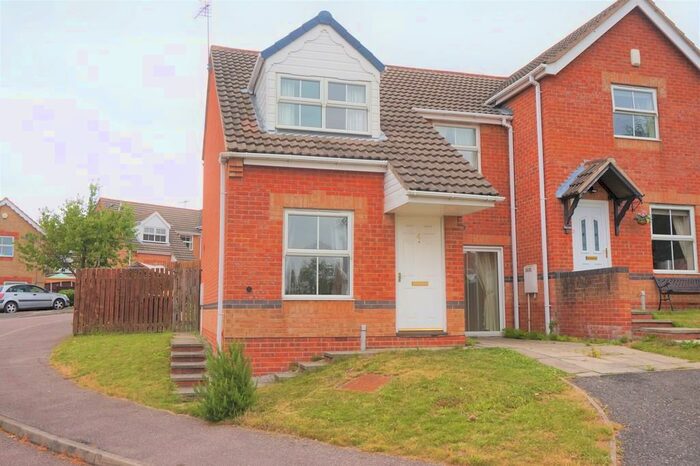 3 Bedroom Semi-Detached House To Rent In Nursery Drive, Bolsover, Chesterfield, S44