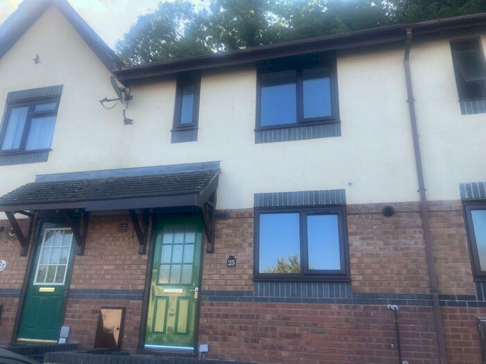 3 Bedroom Terraced House To Rent In Plas Ioan, Johnstown, SA31