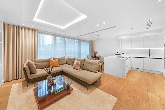 2 Bedroom Flat For Sale In Radnor Terrace, London, W14